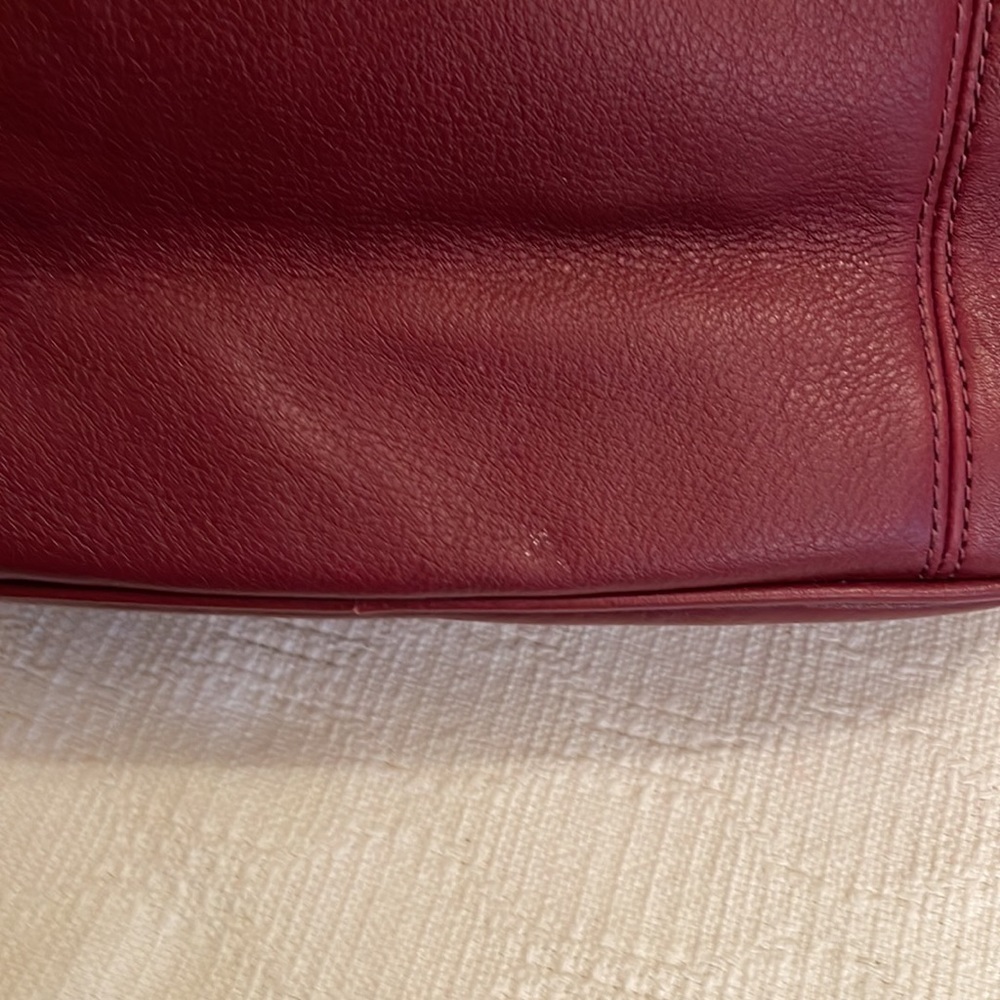 MICHAEL KORS -Jet Set Leather large tote in Claret red- NWT - Picture 7 of 12